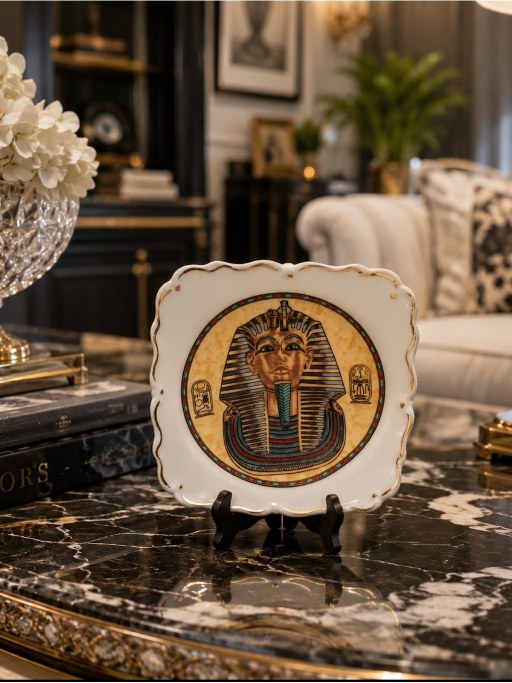 Ancient Egyptian Pharaoh Decorative Plate collectible  vintage
